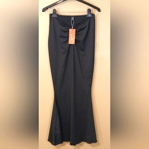 Black Mermaid Style Skirt/Strapless Dress